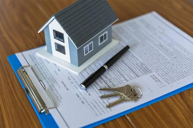 Todo lo que tienes que saber sobre contratos y legalidad al comprar una casa
